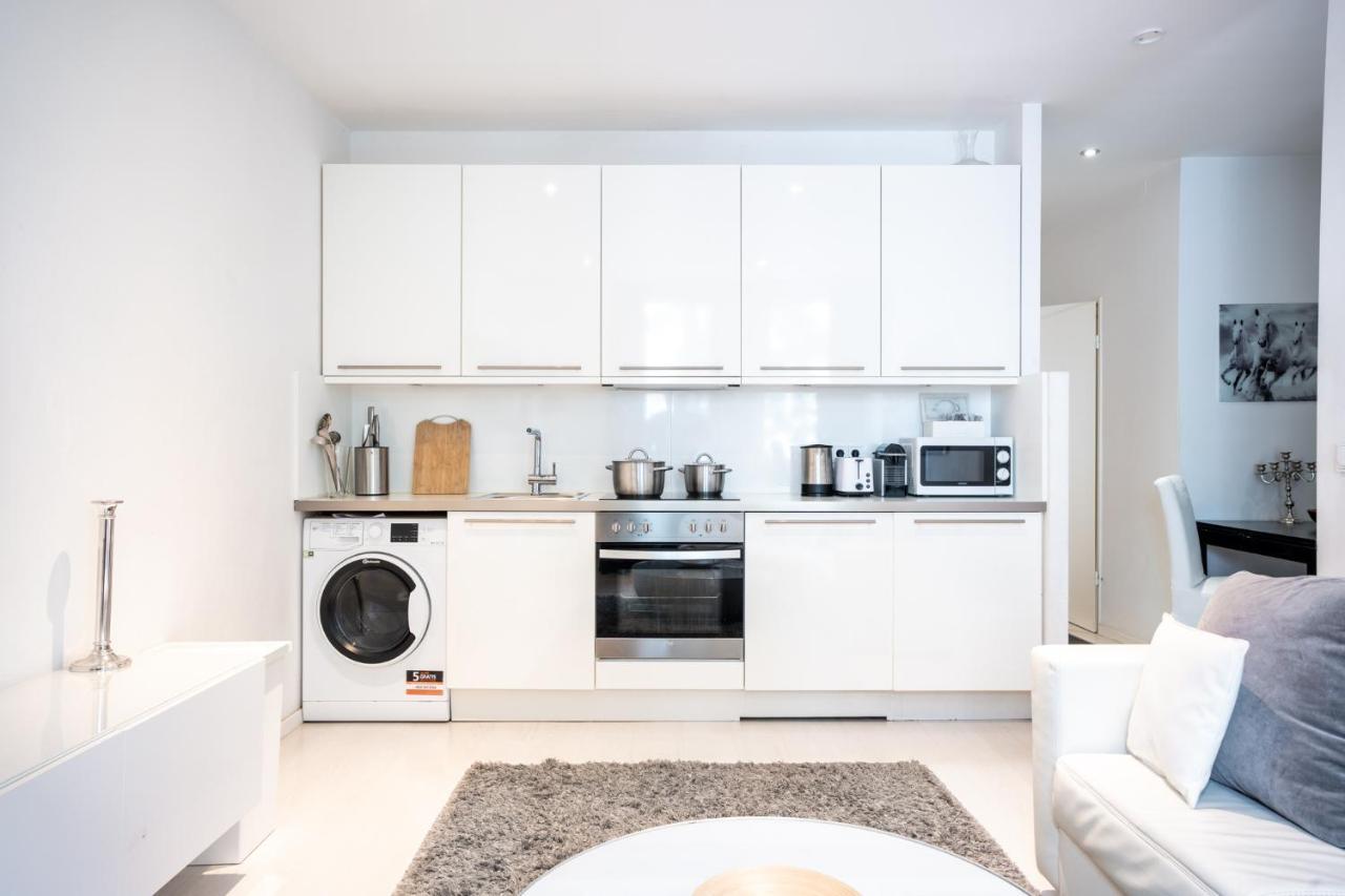Komplette 2 Zimmer Wohnung Zentral Neben Oktoberfest Munchen Bagian luar foto